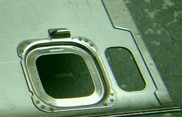 手机小五金激光焊接