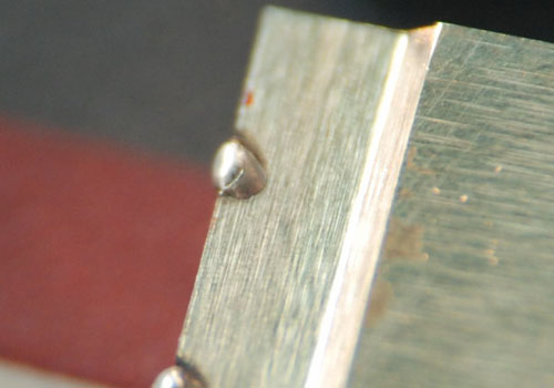 塑胶模具激光焊补机推荐-11年专注激光焊接机制造!4008-168-880-半岛(中国)激光