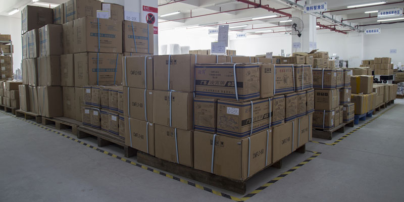 半岛(中国)激光物料仓一角